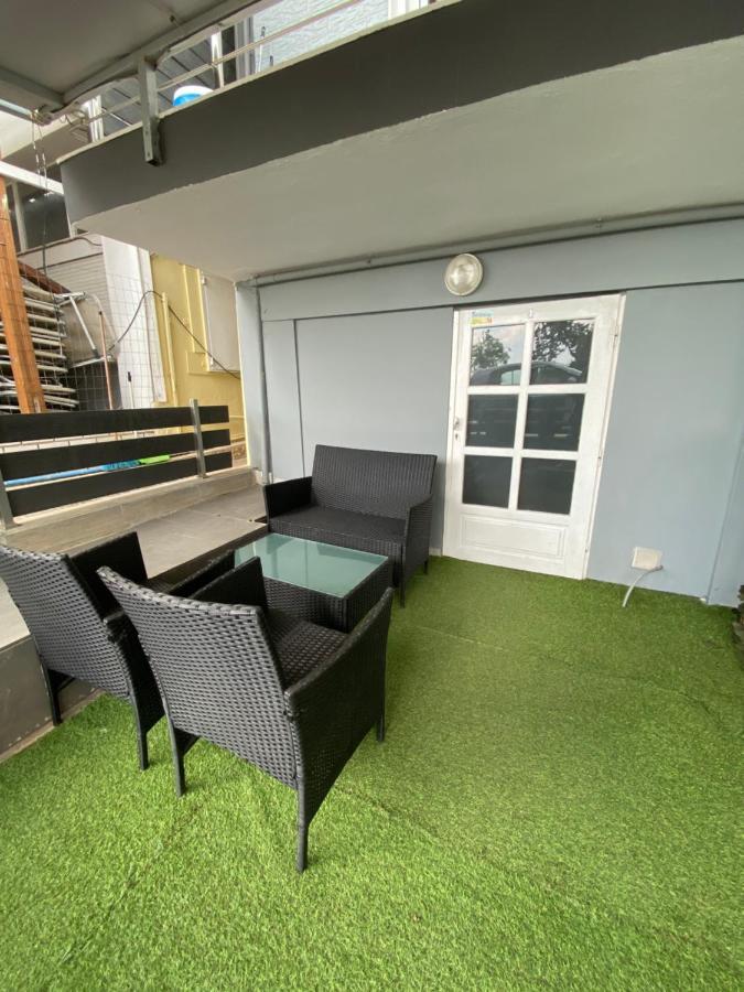 Totem Apartments Nea Plagia Exterior photo